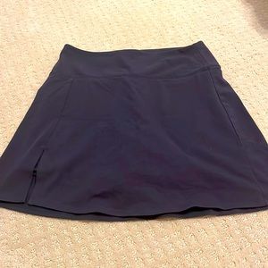 NWOT OLD NAVY POWER CHILL SKORT